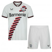 Camisa de Futebol Bayer Leverkusen Piero Hincapie #3 Equipamento Secundário Infantil 2023-24 Manga Curta (+ Calças curtas)